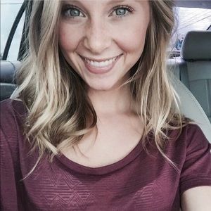 Meet your Posher, Brianna